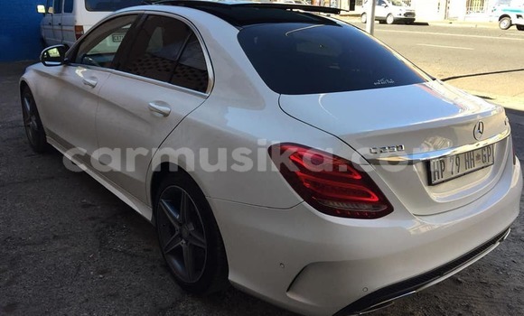 Acheter Occasion Voiture Mercedes‒Benz CLA-klasse AMG Blanc à Beitbridge, Matabeleland South Acheter Occasion Voiture Mercedes‒Benz CLA-klasse AMG Blanc à Beitbridge, Matabeleland South