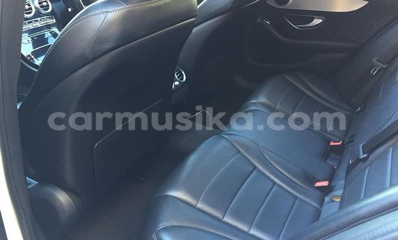 Acheter Occasion Voiture Mercedes‒Benz CLA-klasse AMG Blanc à Beitbridge, Matabeleland South Acheter Occasion Voiture Mercedes‒Benz CLA-klasse AMG Blanc à Beitbridge, Matabeleland South