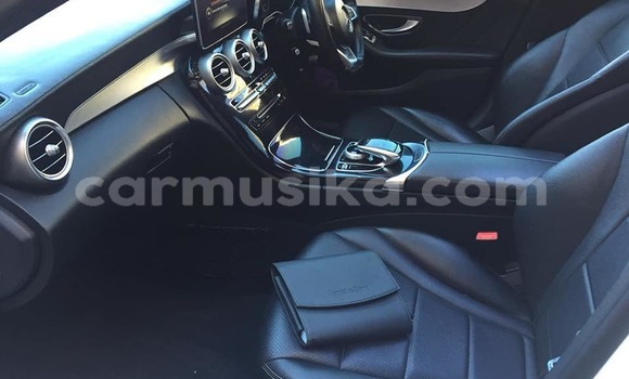 Acheter Occasion Voiture Mercedes‒Benz CLA-klasse AMG Blanc à Beitbridge, Matabeleland South Acheter Occasion Voiture Mercedes‒Benz CLA-klasse AMG Blanc à Beitbridge, Matabeleland South