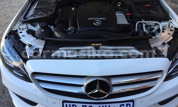 Acheter Occasion Voiture Mercedes‒Benz CLA-klasse AMG Blanc à Beitbridge, Matabeleland South Acheter Occasion Voiture Mercedes‒Benz CLA-klasse AMG Blanc à Beitbridge, Matabeleland South