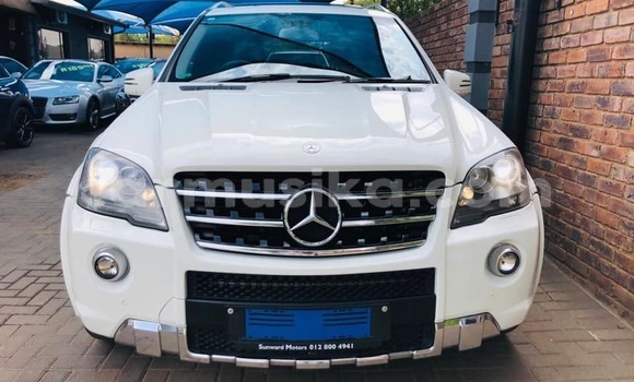 Buy Used Mercedes‒Benz G-klasse AMG 6x6 White Car in Beitbridge in Matabeleland South Buy Used Mercedes‒Benz G-klasse AMG 6x6 White Car in Beitbridge in Matabeleland South