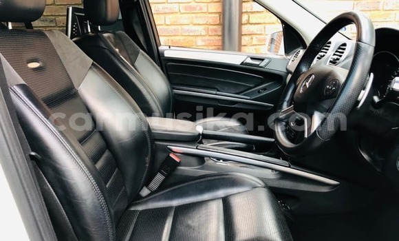 Buy Used Mercedes‒Benz G-klasse AMG 6x6 White Car in Beitbridge in Matabeleland South Buy Used Mercedes‒Benz G-klasse AMG 6x6 White Car in Beitbridge in Matabeleland South