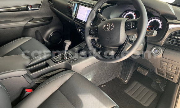 Tenga Tsaru Toyota Hilux Sirivha Mota in Beitbridge in Matabeleland South Tenga Tsaru Toyota Hilux Sirivha Mota in Beitbridge in Matabeleland South