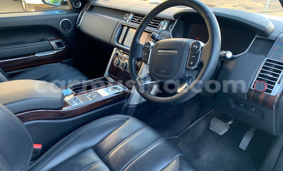 Buy Used Land Rover Range Rover White Car in Beitbridge in Matabeleland South Buy Used Land Rover Range Rover White Car in Beitbridge in Matabeleland South