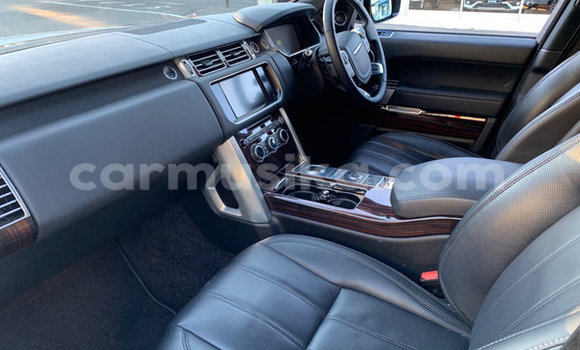 Buy Used Land Rover Range Rover White Car in Beitbridge in Matabeleland South Buy Used Land Rover Range Rover White Car in Beitbridge in Matabeleland South