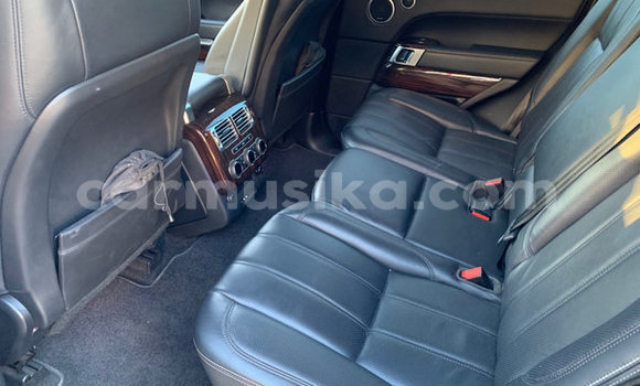 Buy Used Land Rover Range Rover White Car in Beitbridge in Matabeleland South Buy Used Land Rover Range Rover White Car in Beitbridge in Matabeleland South