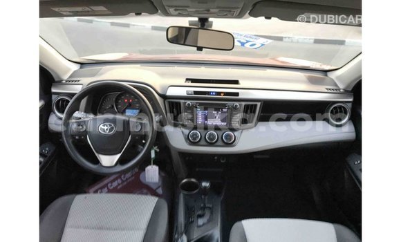 Acheter Import Utilitaire Toyota HiAce Rouge à Import - Dubai, Harare Acheter Import Utilitaire Toyota HiAce Rouge à Import - Dubai, Harare