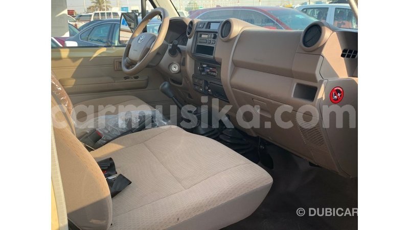 Big with watermark toyota land cruiser harare import dubai 8970