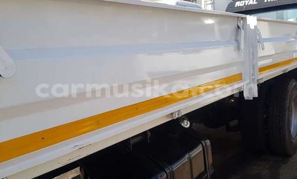 Buy Used Nissan UD White Truck in Harare in Harare Buy Used Nissan UD White Truck in Harare in Harare