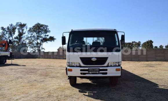Buy Used Nissan UD White Truck in Harare in Harare Buy Used Nissan UD White Truck in Harare in Harare