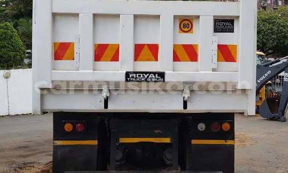 Buy Used Nissan UD White Truck in Harare in Harare Buy Used Nissan UD White Truck in Harare in Harare