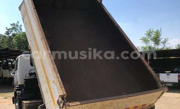 Buy Used Toyota Dyna White Truck in Harare in Harare Buy Used Toyota Dyna White Truck in Harare in Harare