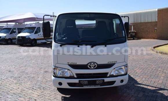 Buy Used Toyota Dyna White Truck in Harare in Harare Buy Used Toyota Dyna White Truck in Harare in Harare
