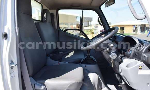 Buy Used Toyota Dyna White Truck in Harare in Harare Buy Used Toyota Dyna White Truck in Harare in Harare