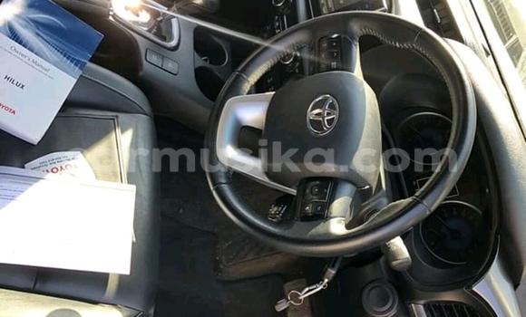 Tenga Tsaru Toyota Hilux Chena Mota in Beitbridge in Matabeleland South Tenga Tsaru Toyota Hilux Chena Mota in Beitbridge in Matabeleland South