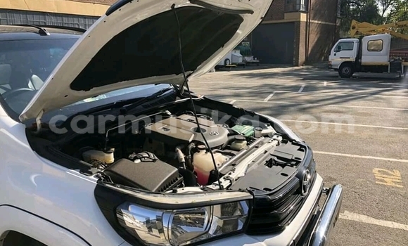 Tenga Tsaru Toyota Hilux Chena Mota in Beitbridge in Matabeleland South Tenga Tsaru Toyota Hilux Chena Mota in Beitbridge in Matabeleland South