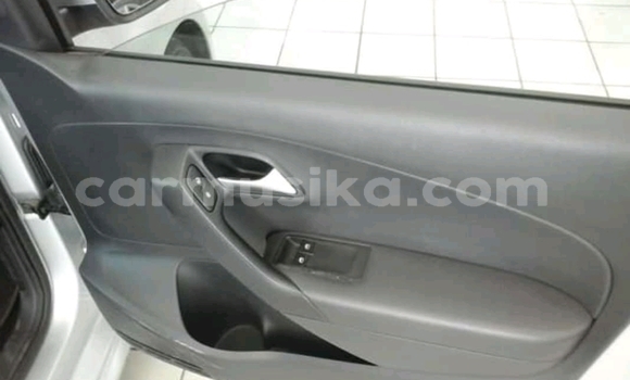 Tenga Tsaru Volkswagen Polo Sirivha Mota in Beitbridge in Matabeleland South Tenga Tsaru Volkswagen Polo Sirivha Mota in Beitbridge in Matabeleland South