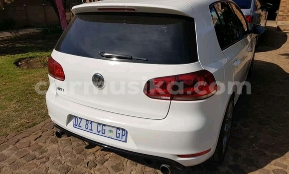 Buy Used Volkswagen Golf R White Car in Beitbridge in Matabeleland South Buy Used Volkswagen Golf R White Car in Beitbridge in Matabeleland South