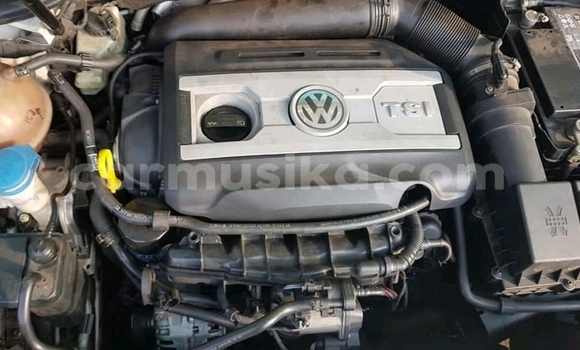 Buy Used Volkswagen Golf R White Car in Beitbridge in Matabeleland South Buy Used Volkswagen Golf R White Car in Beitbridge in Matabeleland South