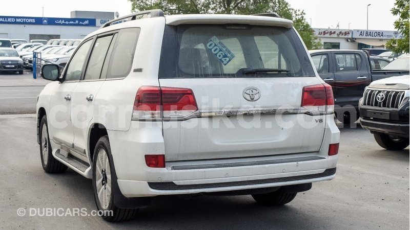 Big with watermark toyota land cruiser harare import dubai 9005