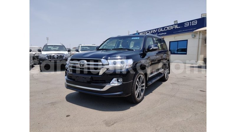 Big with watermark toyota land cruiser harare import dubai 9006