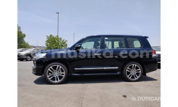 Acheter Import Voiture Toyota Land Cruiser Noir à Import - Dubai, Harare Acheter Import Voiture Toyota Land Cruiser Noir à Import - Dubai, Harare
