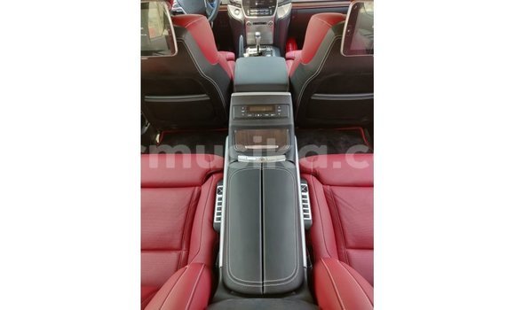 Acheter Import Voiture Toyota Land Cruiser Noir à Import - Dubai, Harare Acheter Import Voiture Toyota Land Cruiser Noir à Import - Dubai, Harare