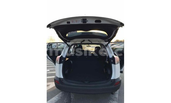 Tenga Imported Toyota HiAce Chena Rori in Import - Dubai in Harare Tenga Imported Toyota HiAce Chena Rori in Import - Dubai in Harare