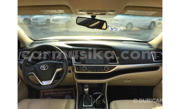 Tenga Imported Toyota Highlander Zvimwe Mota in Import - Dubai in Harare Tenga Imported Toyota Highlander Zvimwe Mota in Import - Dubai in Harare