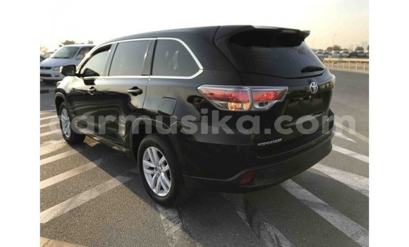 Acheter Import Voiture Toyota Highlander Noir à Import - Dubai, Harare Acheter Import Voiture Toyota Highlander Noir à Import - Dubai, Harare