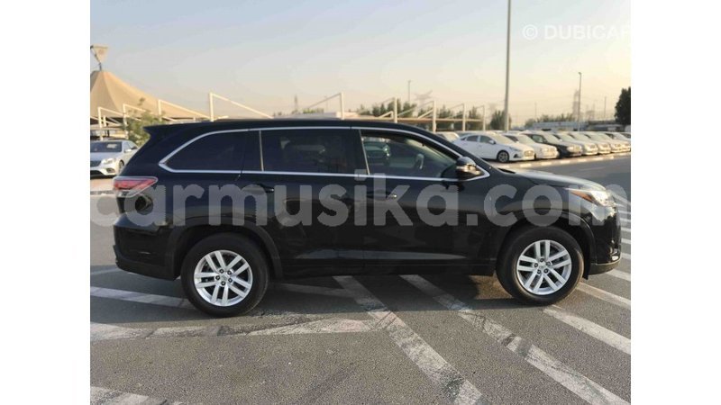 Big with watermark toyota highlander harare import dubai 9010