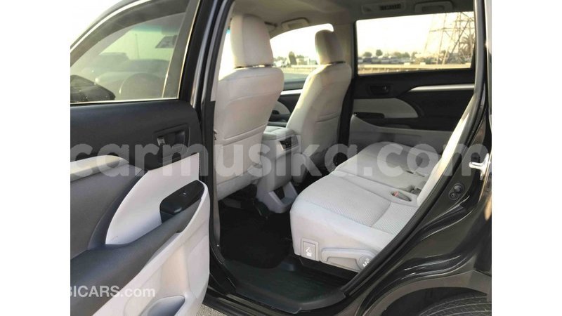 Big with watermark toyota highlander harare import dubai 9010