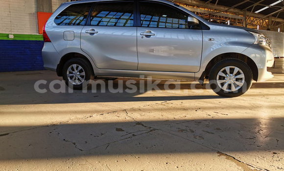 Acheter Occasion Voiture Toyota Avanza Gris à Beitbridge, Matabeleland South Acheter Occasion Voiture Toyota Avanza Gris à Beitbridge, Matabeleland South