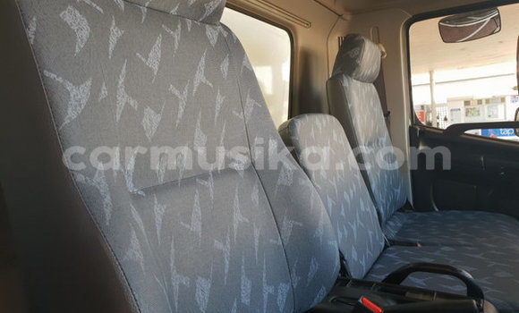 Acheter Occasion Voiture Haima 7 Blanc à Beitbridge, Matabeleland South Acheter Occasion Voiture Haima 7 Blanc à Beitbridge, Matabeleland South