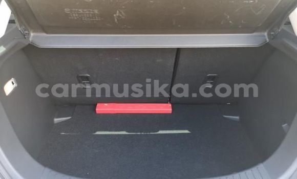 Nunua Ilio tumika Mazda 2 Nyeupe Gari ndani ya Beitbridge nchini Matabeleland Kusini Nunua Ilio tumika Mazda 2 Nyeupe Gari ndani ya Beitbridge nchini Matabeleland Kusini