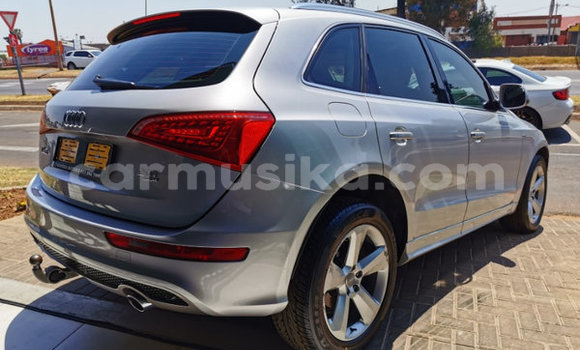 Acheter Occasion Voiture Audi Q5 Gris à Beitbridge, Matabeleland South Acheter Occasion Voiture Audi Q5 Gris à Beitbridge, Matabeleland South