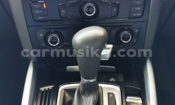 Acheter Occasion Voiture Audi Q5 Gris à Beitbridge, Matabeleland South Acheter Occasion Voiture Audi Q5 Gris à Beitbridge, Matabeleland South