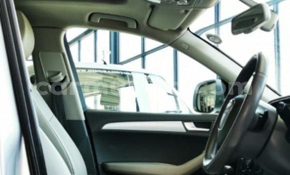 Acheter Occasion Voiture Audi Q5 Gris à Beitbridge, Matabeleland South Acheter Occasion Voiture Audi Q5 Gris à Beitbridge, Matabeleland South