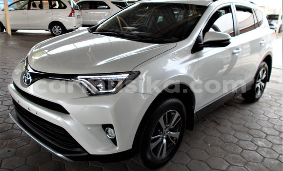 Acheter Occasion Voiture Toyota RAV4 Blanc à Beitbridge, Matabeleland South Acheter Occasion Voiture Toyota RAV4 Blanc à Beitbridge, Matabeleland South