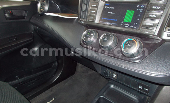 Acheter Occasion Voiture Toyota RAV4 Blanc à Beitbridge, Matabeleland South Acheter Occasion Voiture Toyota RAV4 Blanc à Beitbridge, Matabeleland South