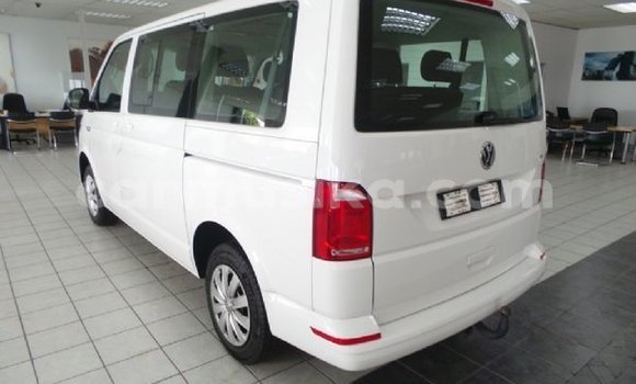Acheter Occasion Voiture Volkswagen K70 Blanc à Beitbridge, Matabeleland South Acheter Occasion Voiture Volkswagen K70 Blanc à Beitbridge, Matabeleland South