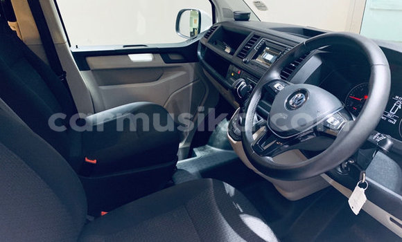 Acheter Occasion Voiture Volkswagen K70 Blanc à Beitbridge, Matabeleland South Acheter Occasion Voiture Volkswagen K70 Blanc à Beitbridge, Matabeleland South