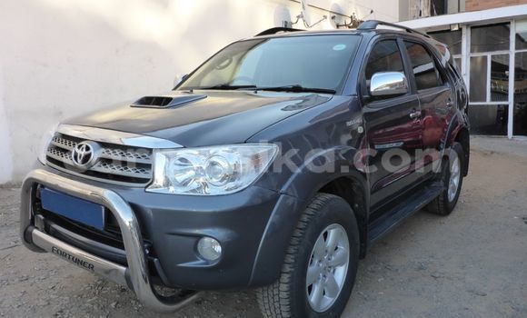 Acheter Occasion Voiture Toyota Fortuner Bleu à Harare, Harare Acheter Occasion Voiture Toyota Fortuner Bleu à Harare, Harare