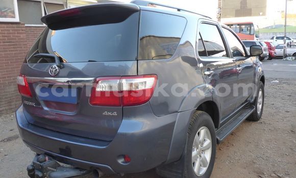 Acheter Occasion Voiture Toyota Fortuner Bleu à Harare, Harare Acheter Occasion Voiture Toyota Fortuner Bleu à Harare, Harare