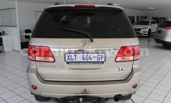 Acheter Occasion Voiture Toyota Fortuner Gris à Gweru, Midlands Acheter Occasion Voiture Toyota Fortuner Gris à Gweru, Midlands