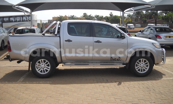 Acheter Occasion Voiture Toyota Hilux Gris à Beitbridge, Matabeleland South Acheter Occasion Voiture Toyota Hilux Gris à Beitbridge, Matabeleland South