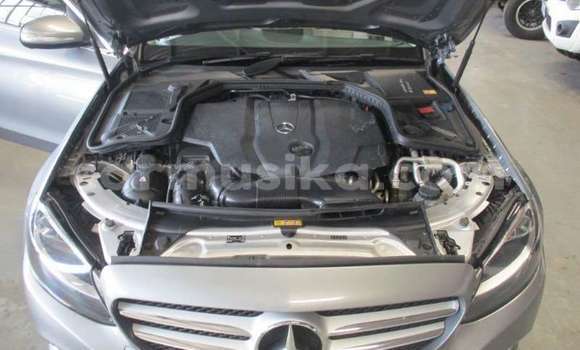 Acheter Occasion Voiture Mercedes‒Benz C–Class Gris à Beitbridge, Matabeleland South Acheter Occasion Voiture Mercedes‒Benz C–Class Gris à Beitbridge, Matabeleland South