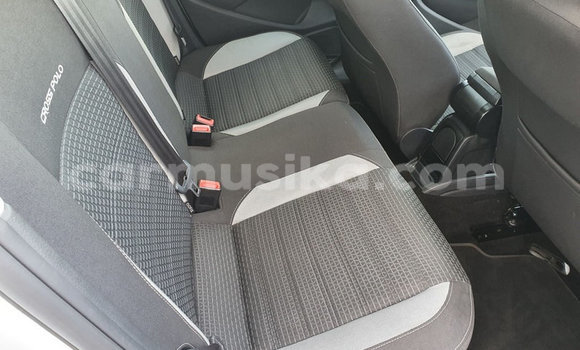 Buy Used Volkswagen Polo White Car in Beitbridge in Matabeleland South Buy Used Volkswagen Polo White Car in Beitbridge in Matabeleland South