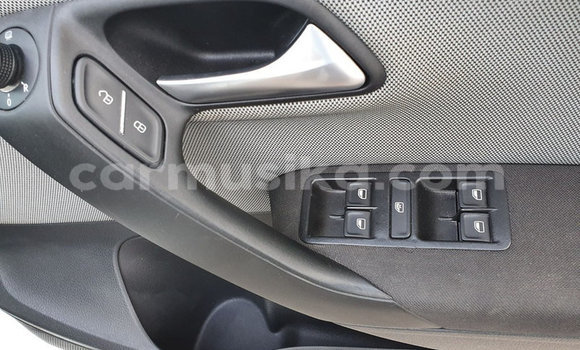 Buy Used Volkswagen Polo White Car in Beitbridge in Matabeleland South Buy Used Volkswagen Polo White Car in Beitbridge in Matabeleland South