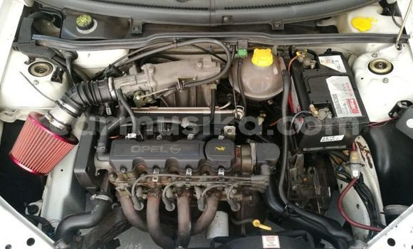 Acheter Occasion Voiture Opel Corsa Blanc à Beitbridge, Matabeleland South Acheter Occasion Voiture Opel Corsa Blanc à Beitbridge, Matabeleland South